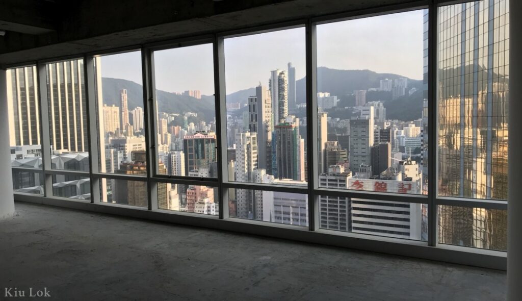 Middle Floor, Open view
