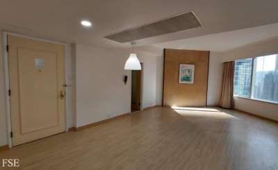Convention Plaza | 2-Bed Mid-Floor | Garden View